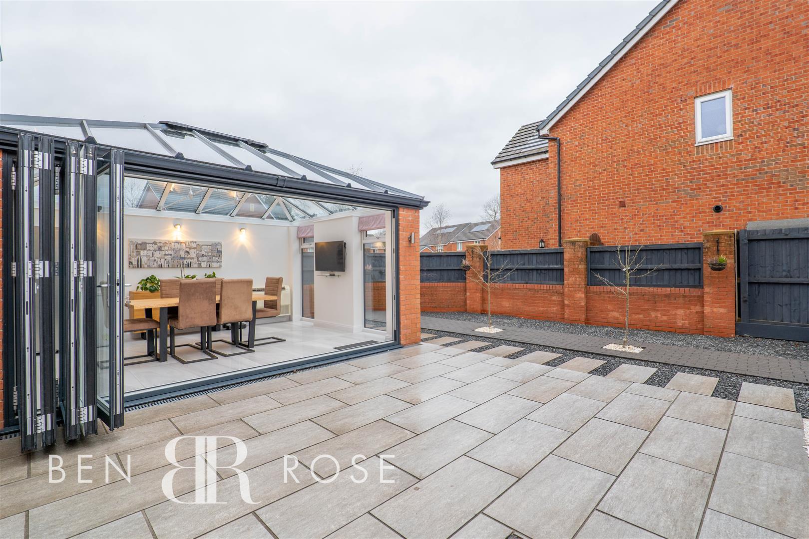 Moss Nook Drive, Preston